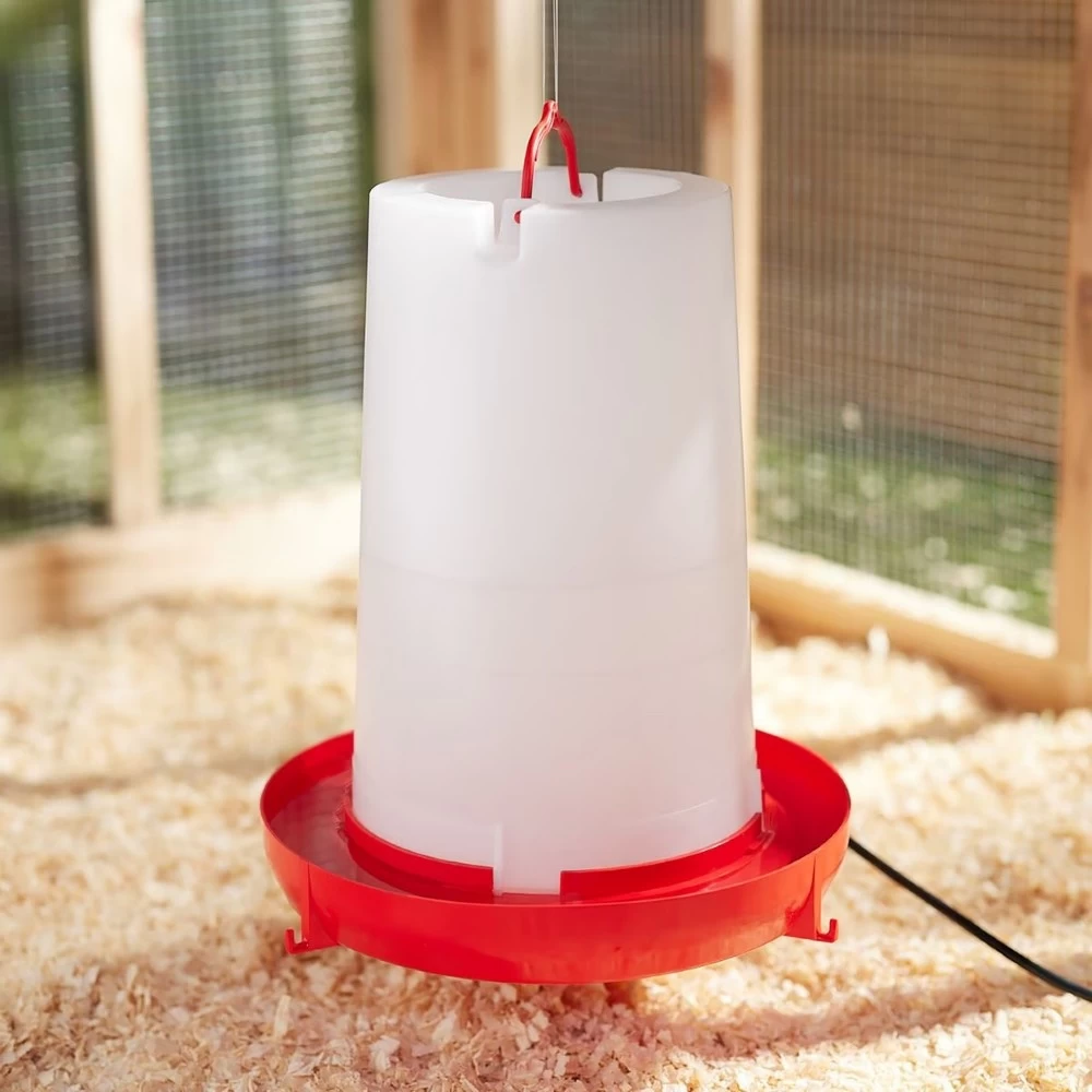 3-Gallon, Plastic Heated All-Season Poultry Fountain 5 3-Gallon, Plastic Heated All-Season Poultry Fountain - Image 3