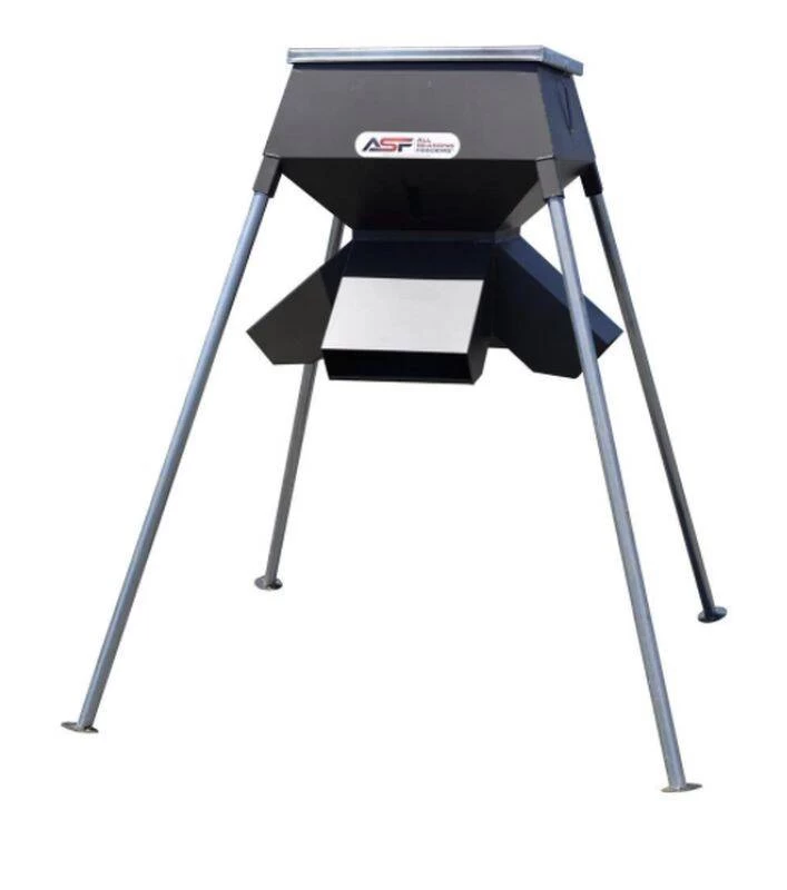 500-Pound Stand And FillÔäó Protein Feeder 4 500-Pound Stand And FillÔäó Protein Feeder - Image 2